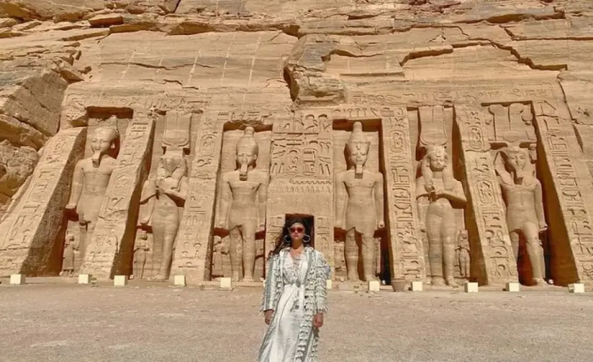 Tour to Abu Simbel Temples by Flight